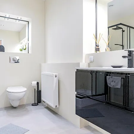 Gdansk Apartments شقة *