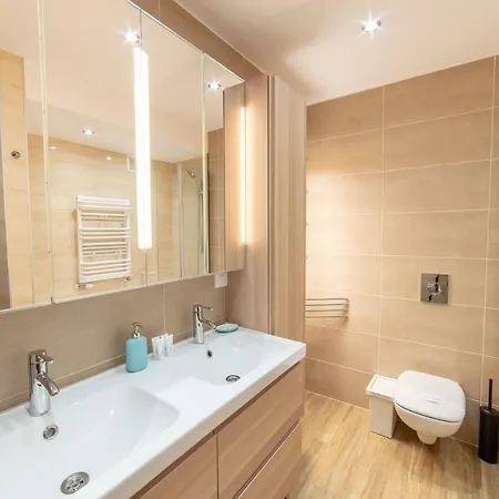 Gdansk Apartments 아파트 *